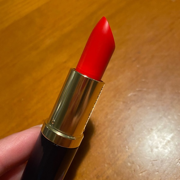 Estée Lauder Pure Color Envy Lipstick - Picture 6 of 15